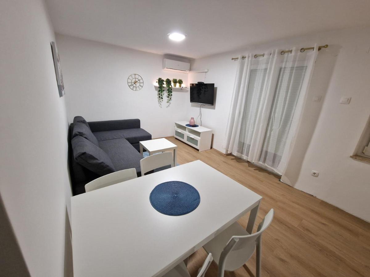 Goya - Selce Exterior foto